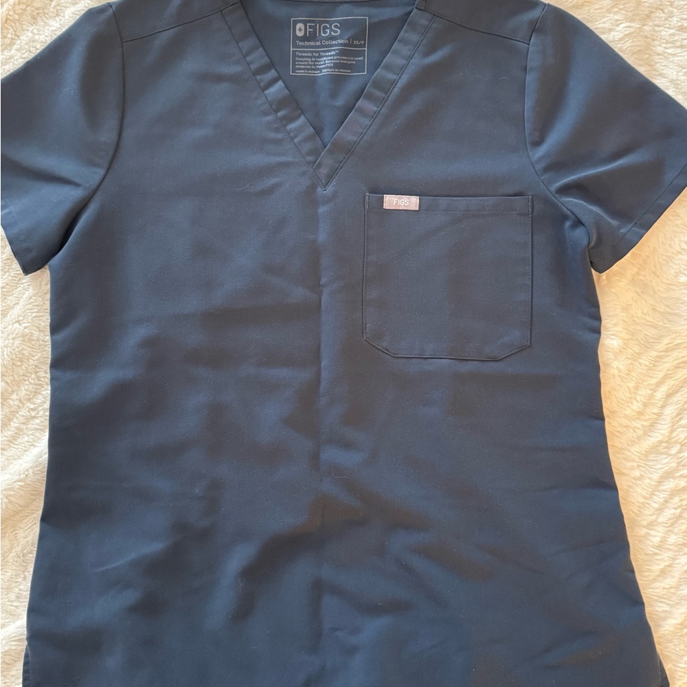 Dark Harbor Catarina One-Pocket Scrub Top women’s xs p